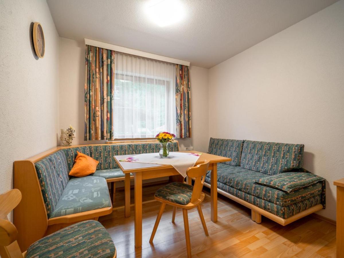 Christoph Apartment *